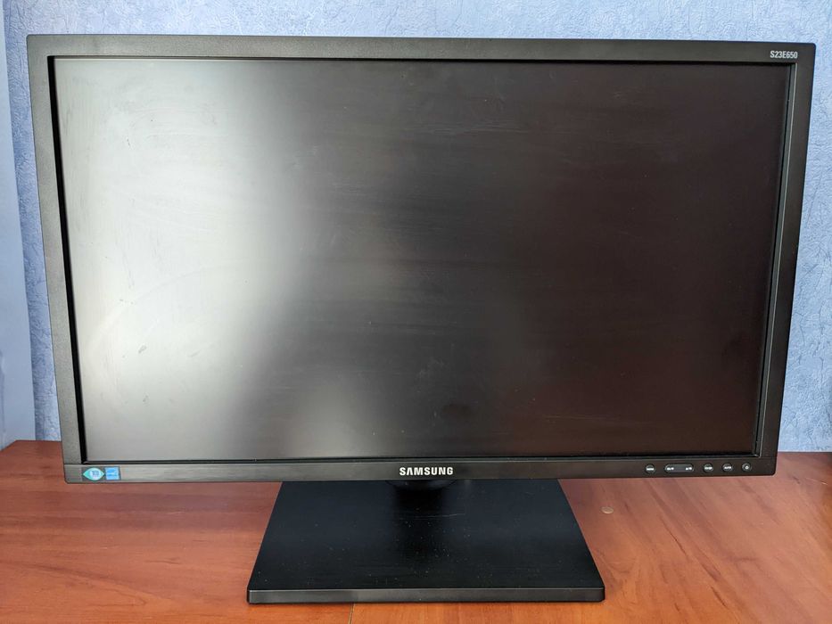 Монітор Samsung S23E650D