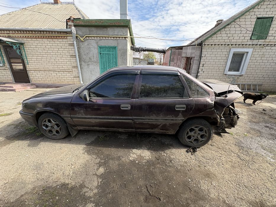 Продам Opel Vectra A 2.0 после ДТП