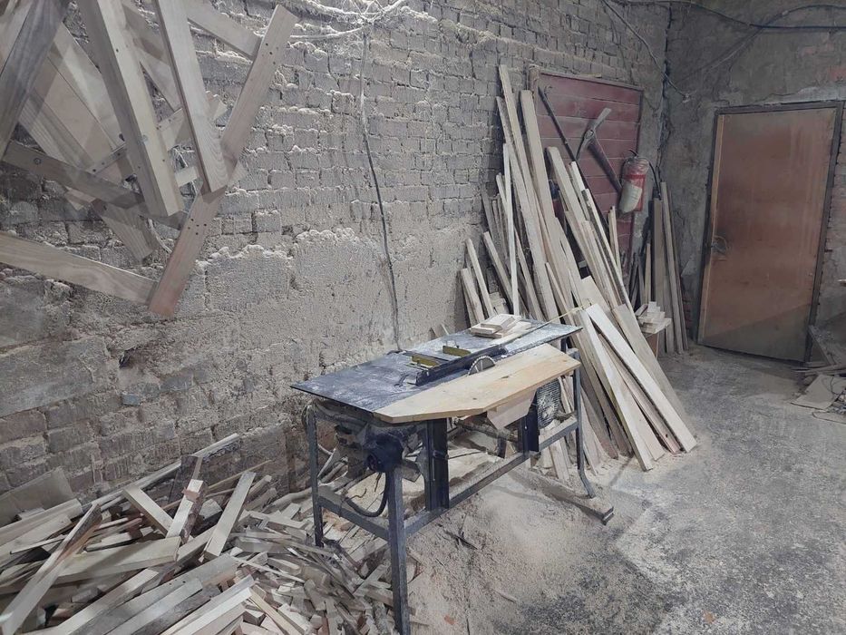 (5) Продам спеціальне приміщення 6470
