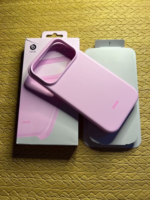 Etui Beats do Apple iPhone 17 Pro / MagSafe/ nowe - otwarte opakowanie