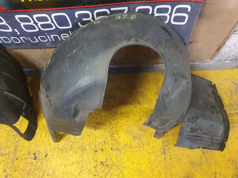 BMW E65 Nadkole Wewnętrzne Plastikowe Lewe Prawe Komplet Części BMA