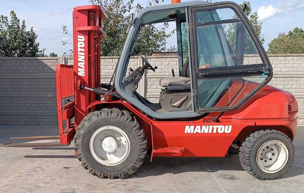Wózek widłowy terenowy Manitou Msi40