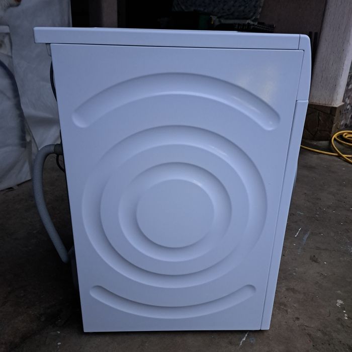 Продам стиральную машину с сушкой  Bosch Serie 6