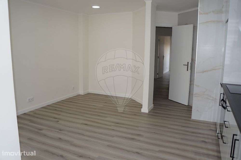 Apartamento T2 para arrendamento