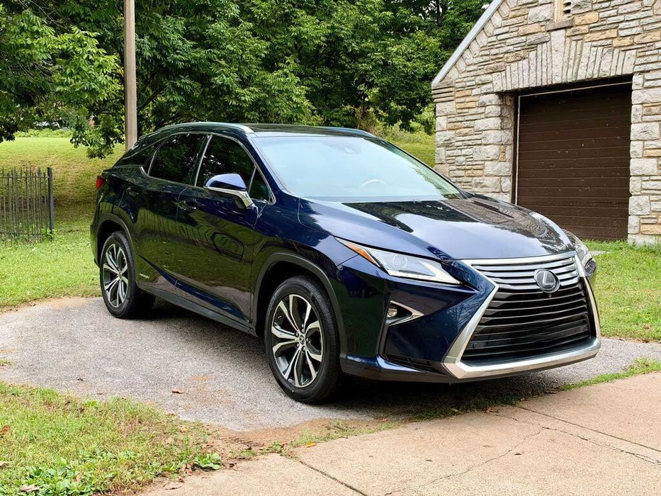 Lexus RX 450h      2019
