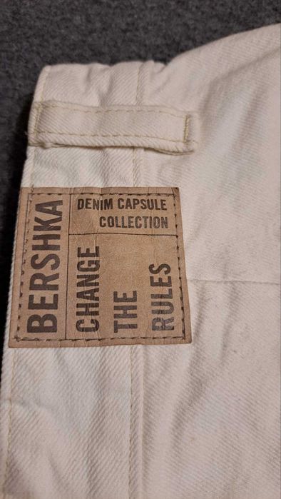 Білі Джинси карго  Bershka wide