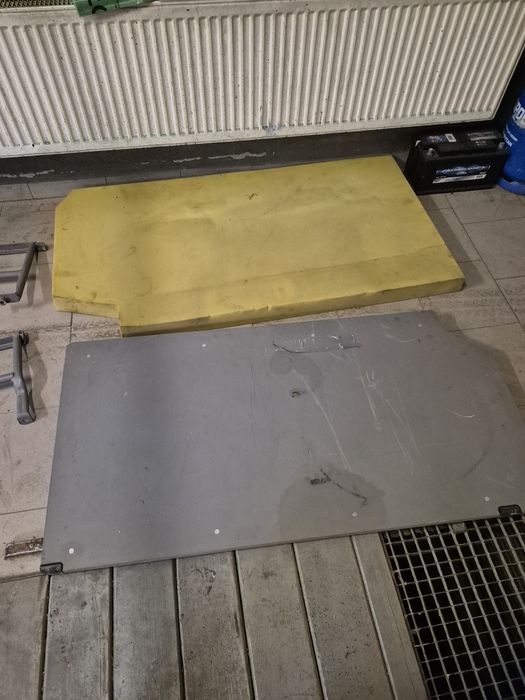 Półka stelaż łóżko  vw multivam