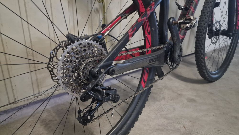 Specialized 2014 Epic Expert Carbon WC