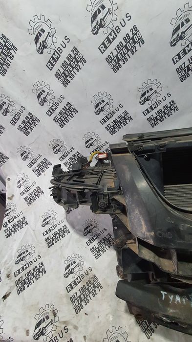 Телевізор, маска радіаторів Volkswagen Touareg, Porsche Cayenne таурег