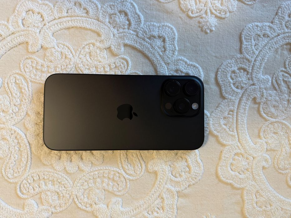 Iphone 16 про макс 256гб