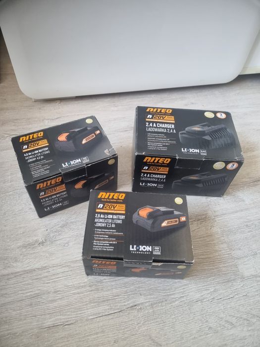 Zestaw NITEO 2X bateria i ładowarka