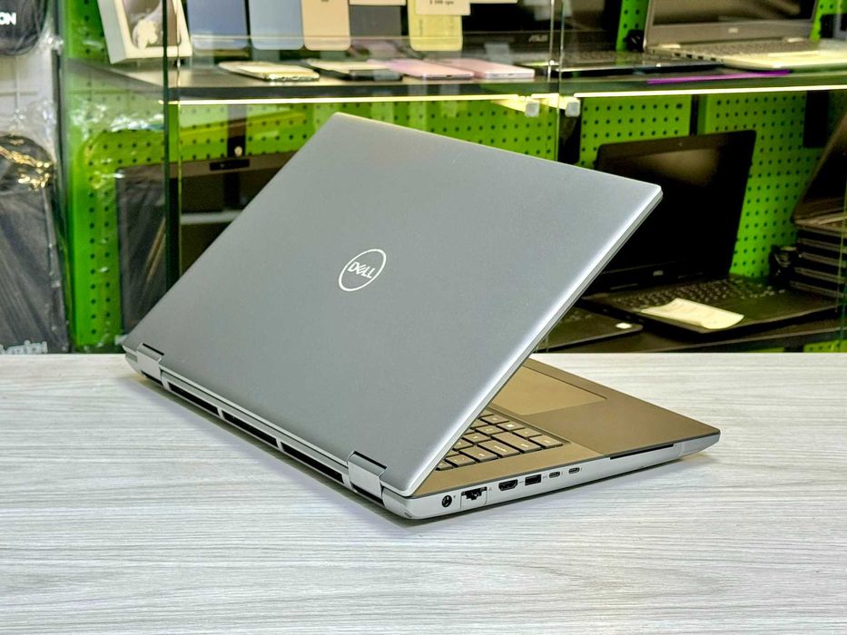 Dell Precision 7770 / 17.3'' / Quadro RTX A4500 16Gb / DDR5 128Gb / i7