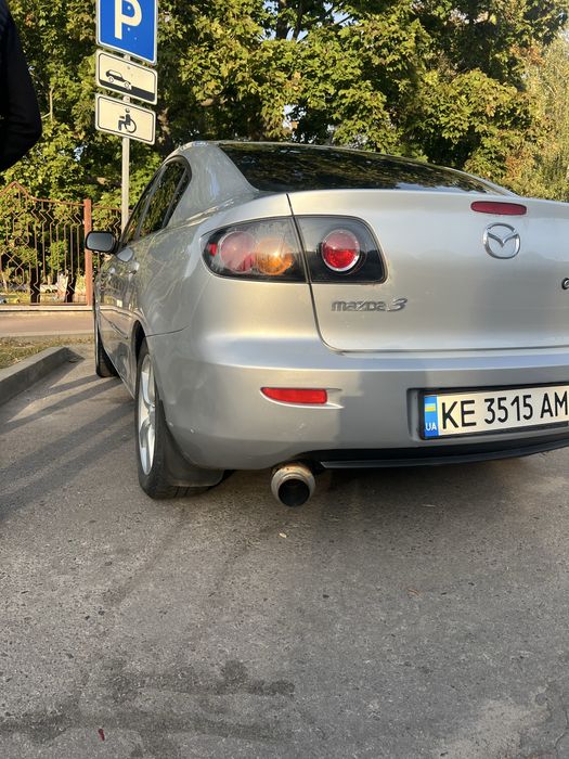 Продам мазду 3  1.6