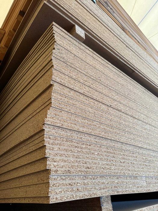 Płyta wiórowa surowa 18 mm 2800x2070