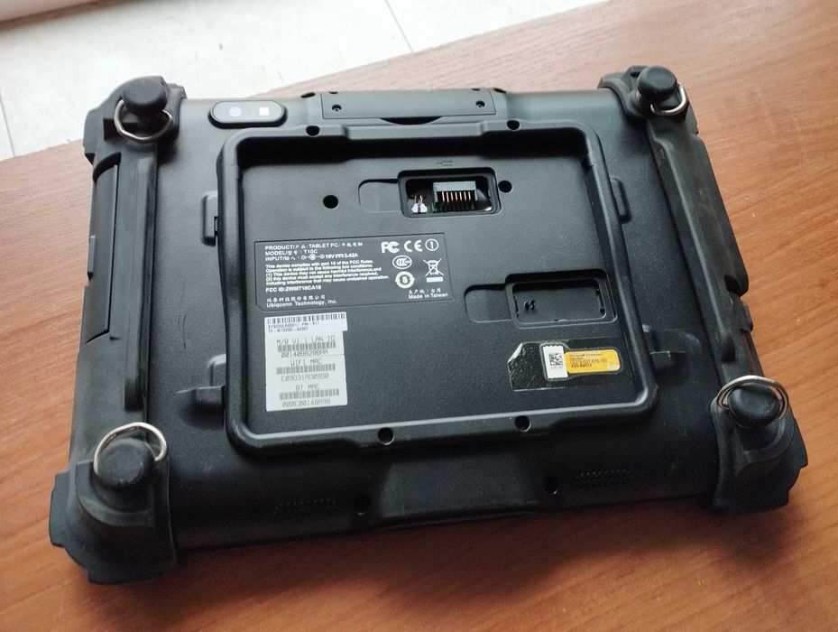 Tablet przemysłowy T10C Intel Atom N2600