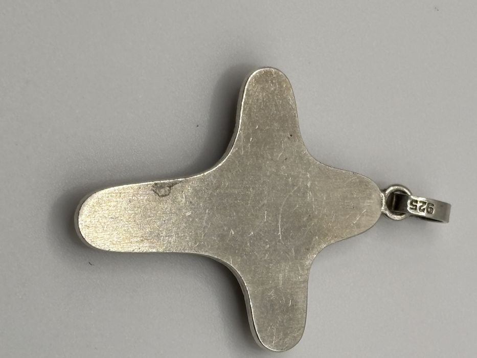 Krzyżyk z nefrytem 1792