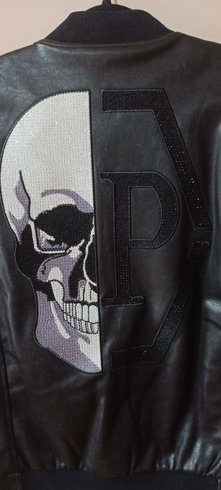 Kurtka z Eko Skóry Czarna Slim Fit Roz.M