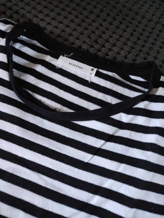 Bawełniany t-shirt w paski Reserved xs