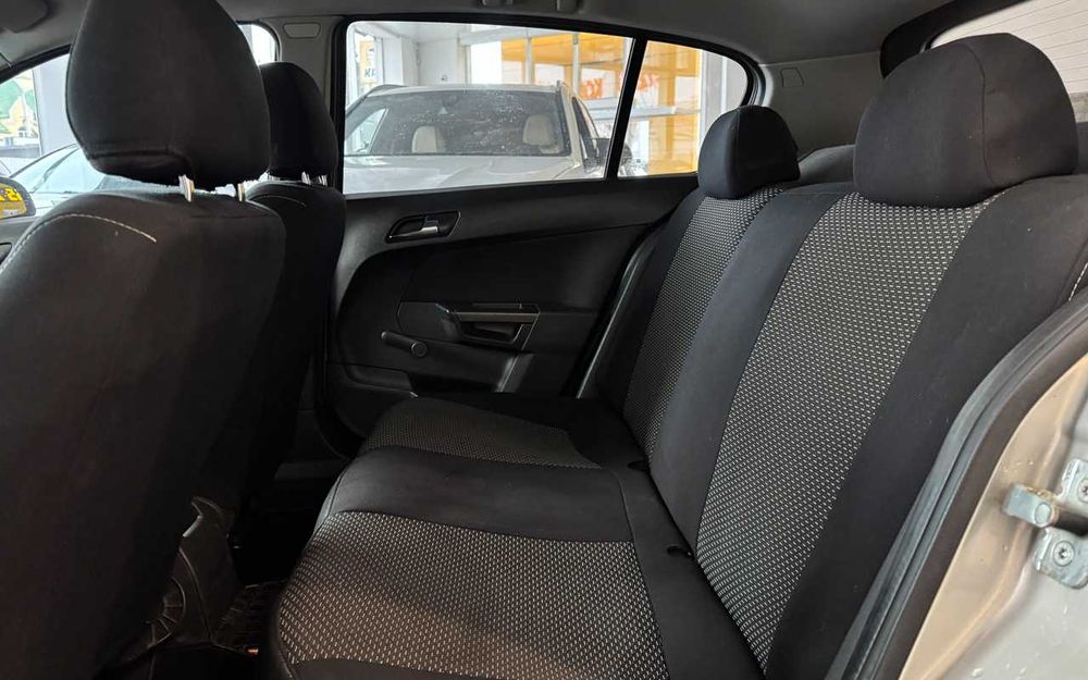 Opel Astra 2005 року