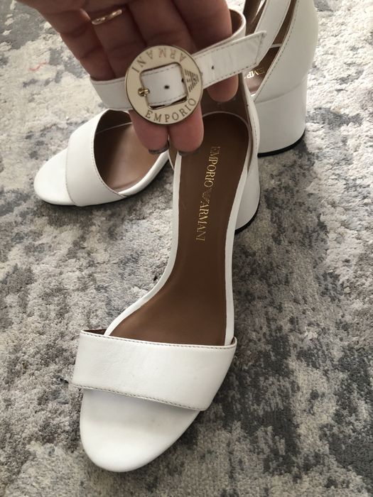 Босоніжки шкіряні Emporio Armani