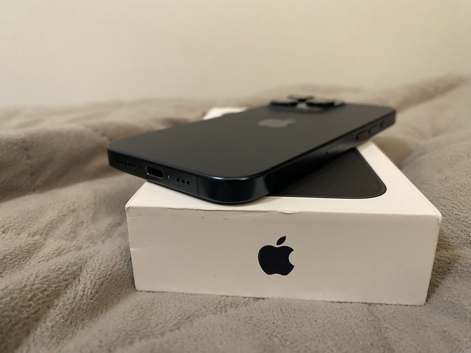 Iphone 15 pro 128gb 93% bateria jak nowy!