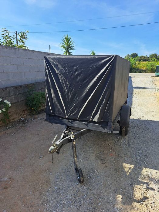Reboque para carro