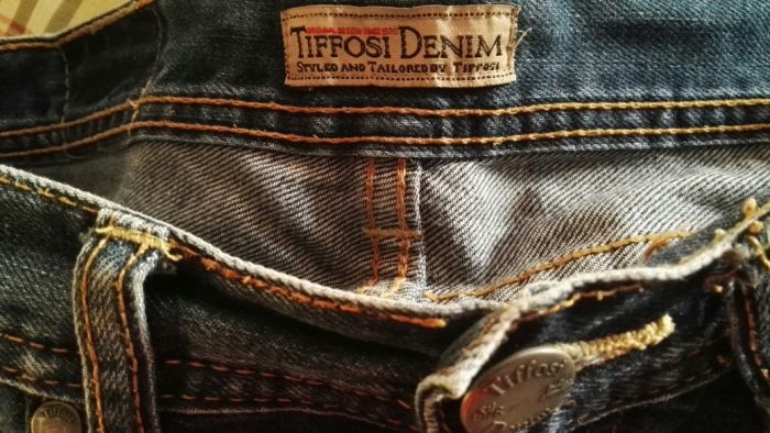 Calças de ganga / jeans Tiffosi tamanho 11 /12 anos