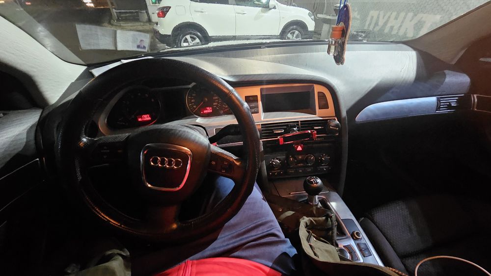 ПродамAudi A6 2008