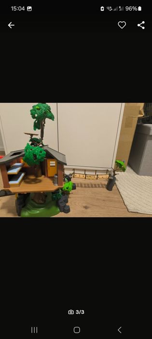 Playmobil domek na drzewie.