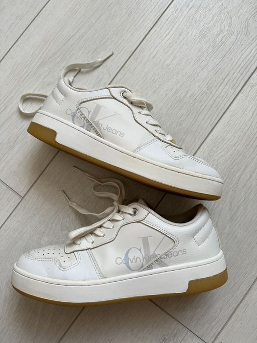 Кроссовки белые Calvin Klein 23,5 см