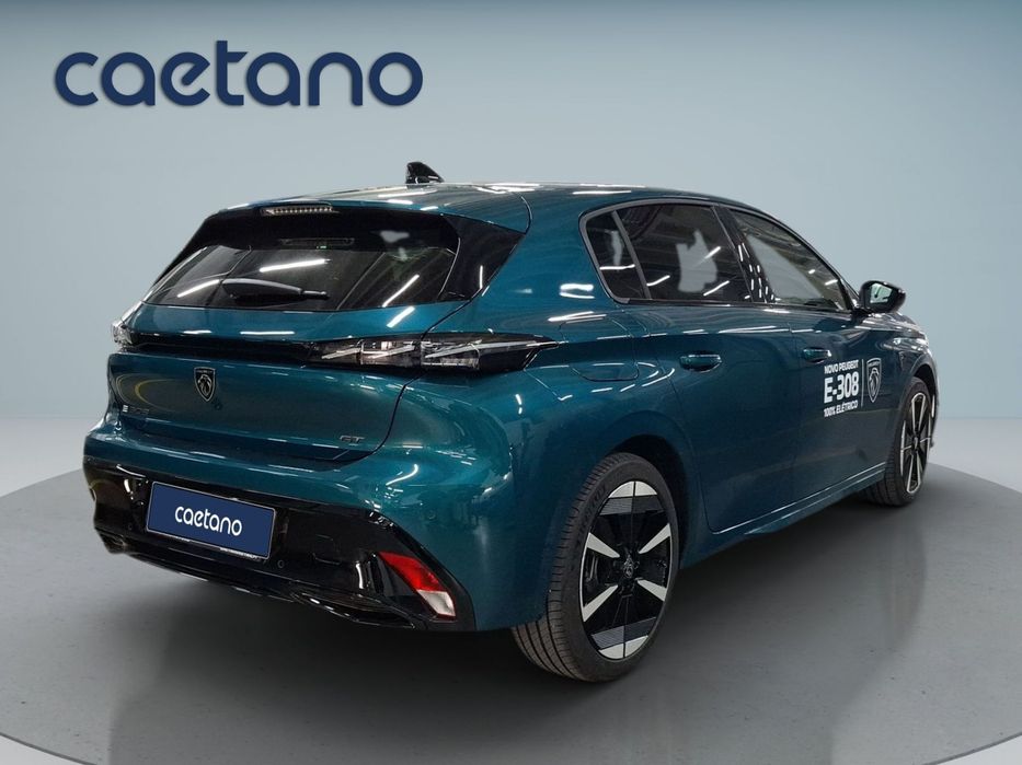 Peugeot e-308 54 kWh GT