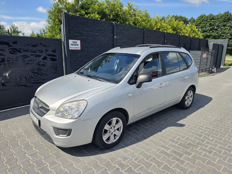 Kia Carens
