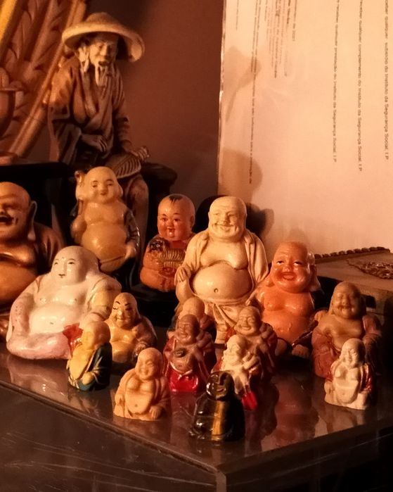 Budas Antigos Vários Tamanhos