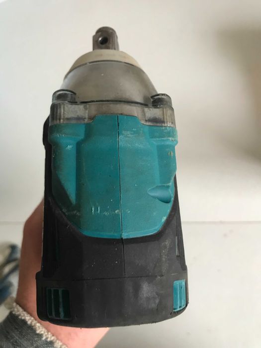 Гайковерт безщітковий ударний Makita DTW300 з Англії