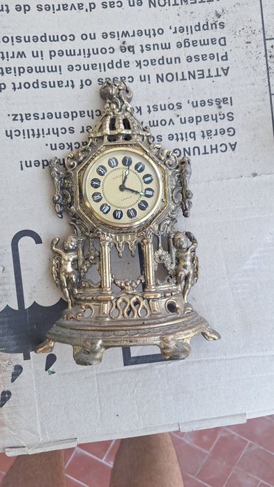 Relógio de Mesa Vintage Negociável