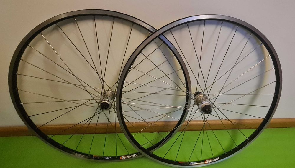 Koła 28 cali Cross Trekking Shimano Deore XT/ Rigida Sphinx