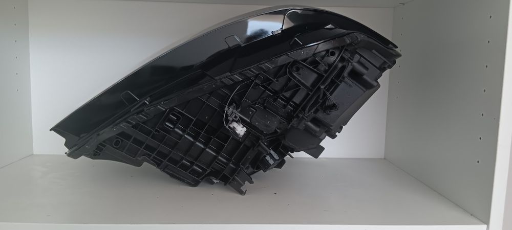 Farol BMW 3 LCI Full LED Matrix Shadowline esquerdo