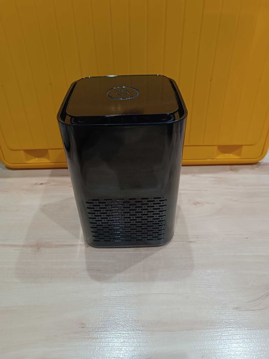 Biurkowy oczyszczacz powietrza