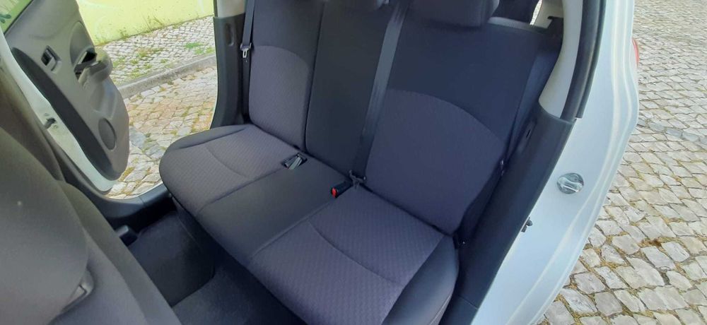 Mitsubishi Space Star 1.2 Intense Connect Edition