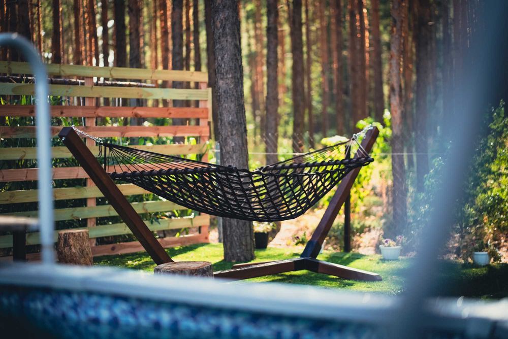 Подобова оренда будинків у лісі з чаном та лазнею, приватна територія