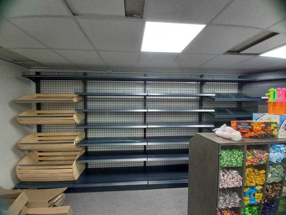 Стелажі БУ торгові відновлені, перефарбовані, стан нових -в наявності