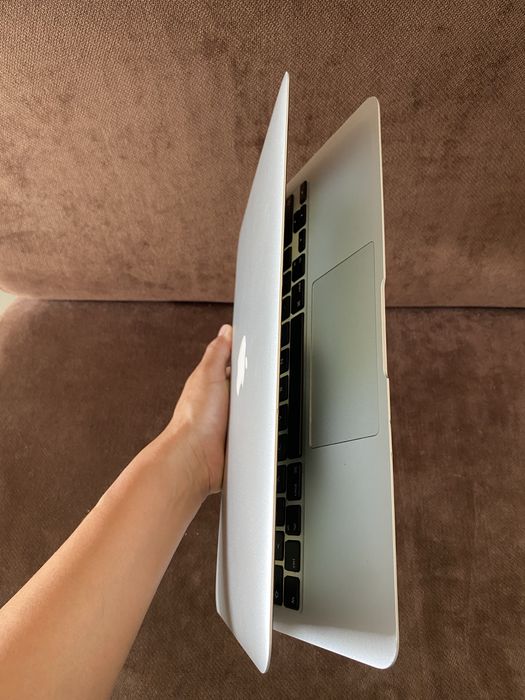 Macbook Air 13 i5