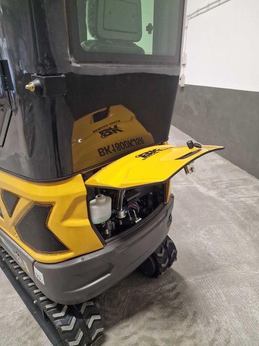 Minikoparka Berger Kraus BK1800KJSR z kabiną silnik KUBOTA 1700kg