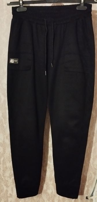 Утеплённый спортивный костюм  48--50р