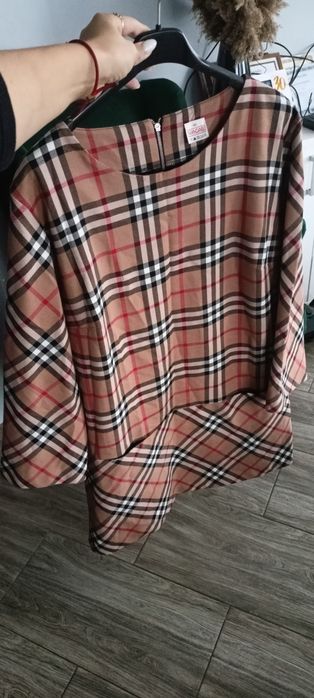 Cudna sukienka r46 kratka burberry