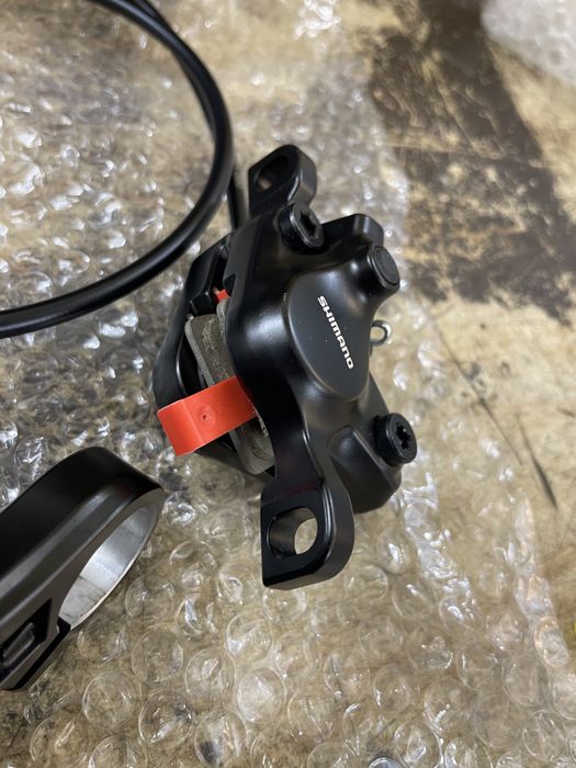 Гальма гідравлічні Shimano MT200 + диски