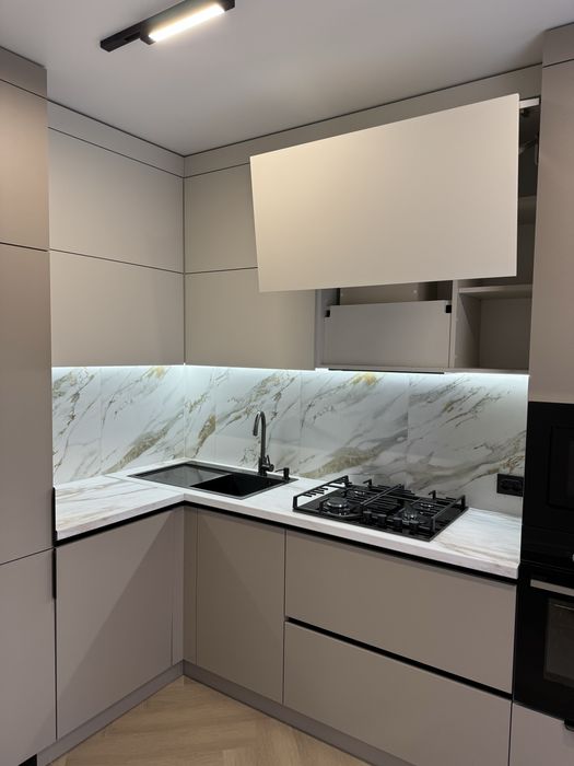 Перша здача 2 кімнатної квартири у ЖК бізнес-класу в центрі із газом