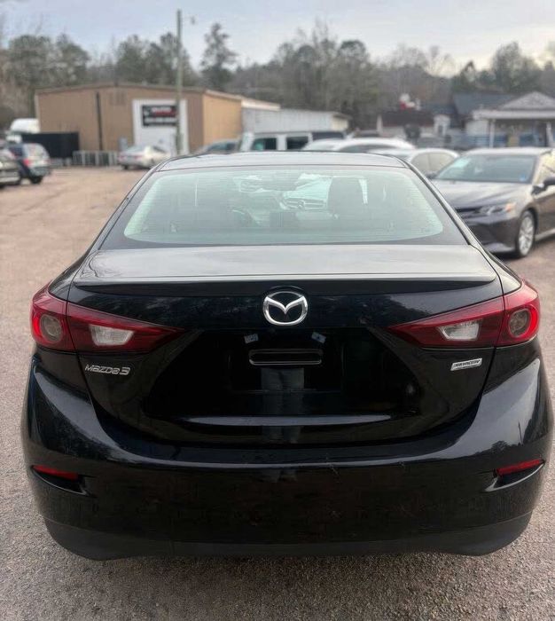 Mazda 3 Touring      2018