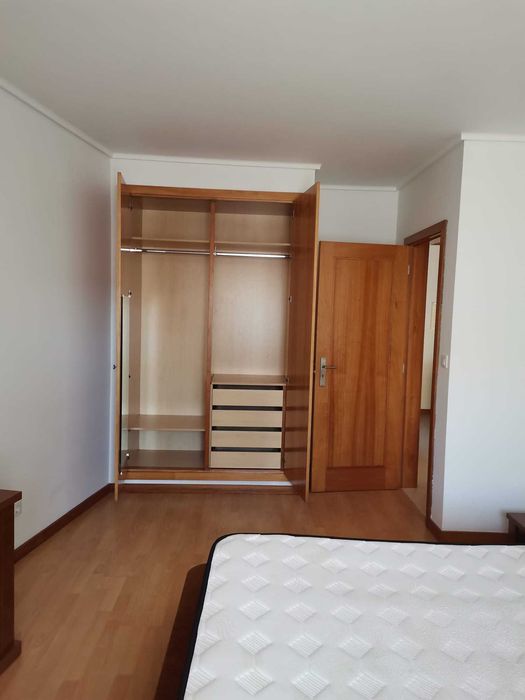 apartamento T1 em Oiã