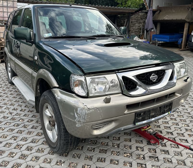 Nissan terrano 2 2.7tdi  na części